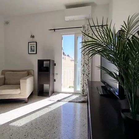 St Julians - 3 Bedroom *